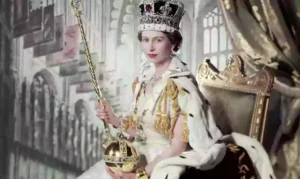 Queen Elizabeth II (1982)